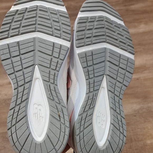 New Balance 608 White with Pink Accents - Picture 10 of 15